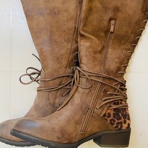 Women’s Brown Suede Boots